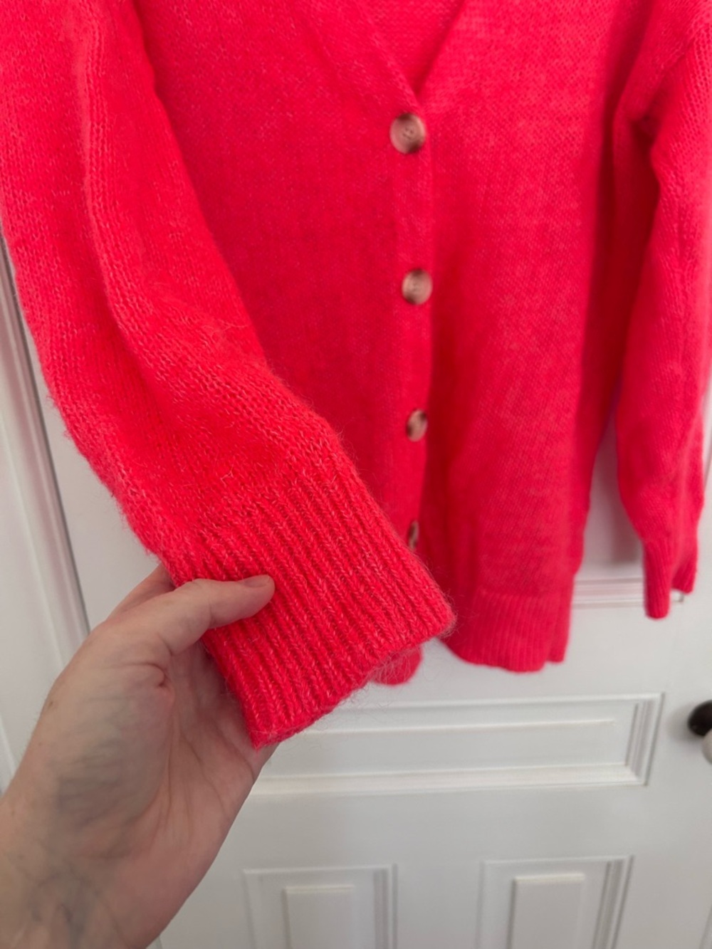 Vibrant Pink TNA Cardigan - Picture 2 of 6